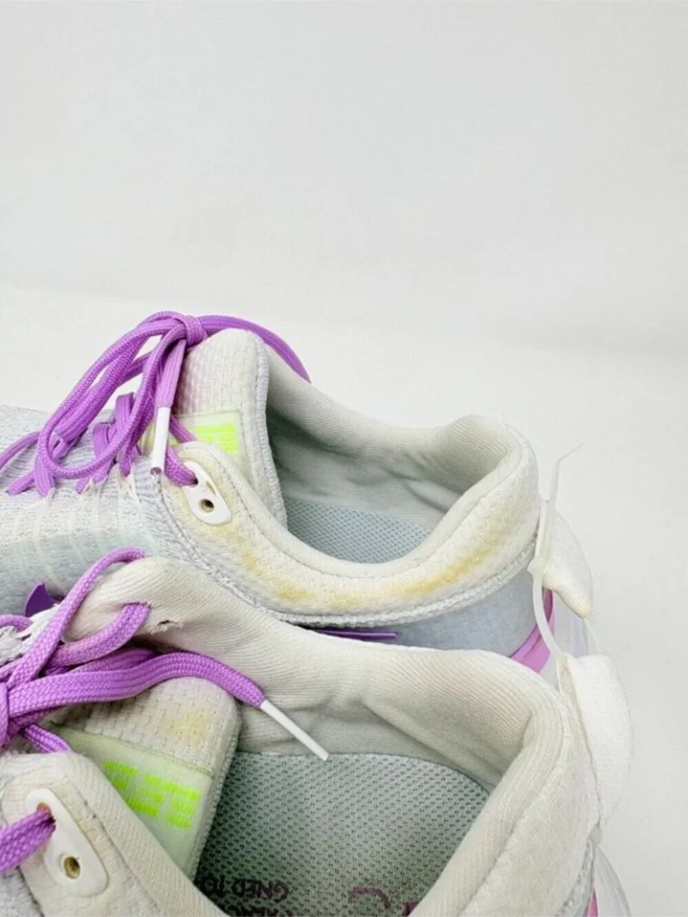 Nike React Infinity 3 Road Running Shoe Sneaker White Purple Size 9.5